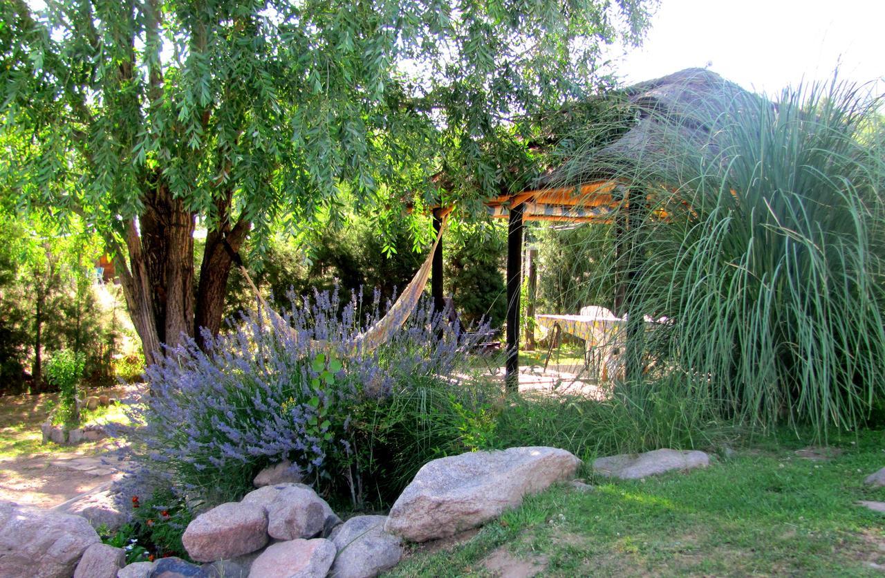 Cabanas Terrazas De Cacheuta Hotel Mendoza Exterior photo